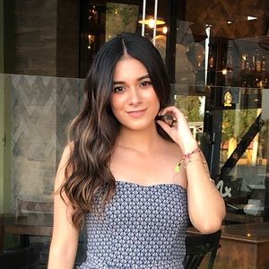 Meet your Posher, Andrea